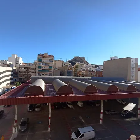 With Private Bathroom And Balcony Nearby The Mercado Central, Center And * Alicante
