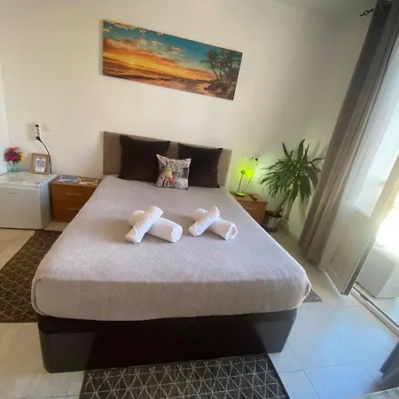 With Private Bathroom And Balcony Nearby The Mercado Central, Center And *