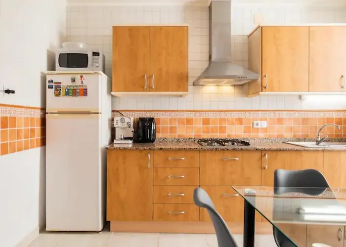 Daire With Private Bathroom And Balcony Nearby The Mercado Central, Center And