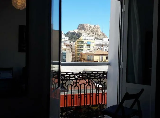 With Private Bathroom And Balcony Nearby The Mercado Central, Center And *